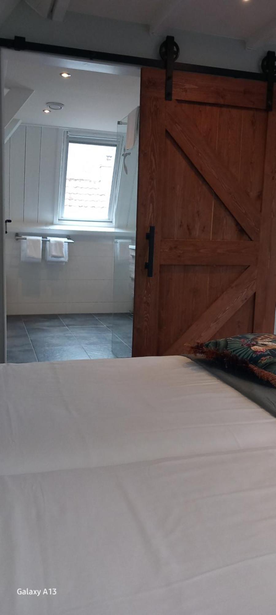Anna'S Zusje Boetiekhotel Χάρλινγκεν Δωμάτιο φωτογραφία